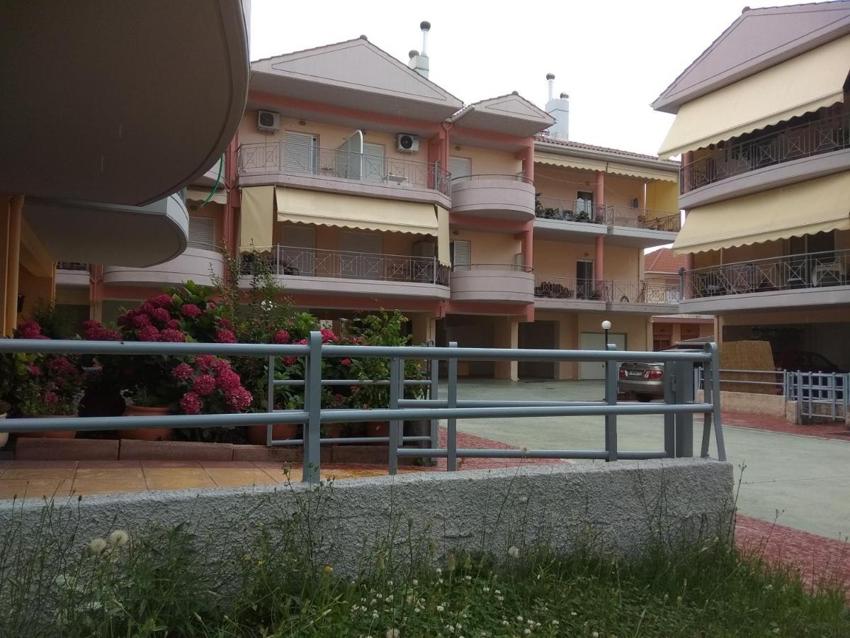 Studio B2 Янина Екстериор снимка